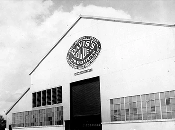 Davis glue products building in 1936